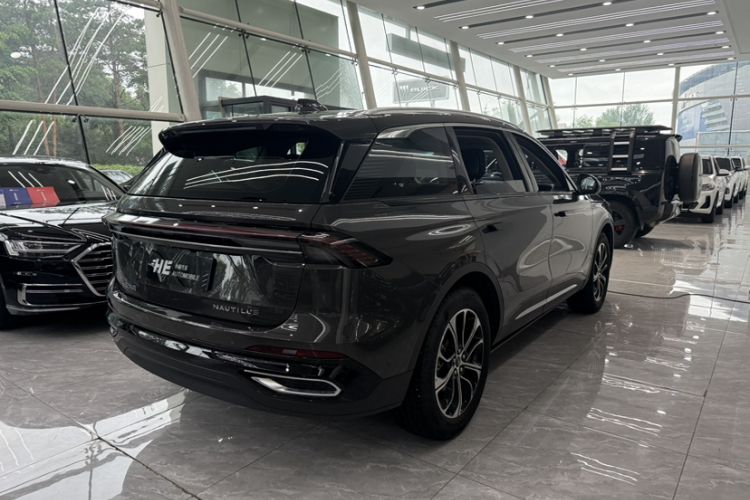 Used Lincoln Nautilus 2023 2.0T All-Wheel-Drive Luxury Edition Exterior 5