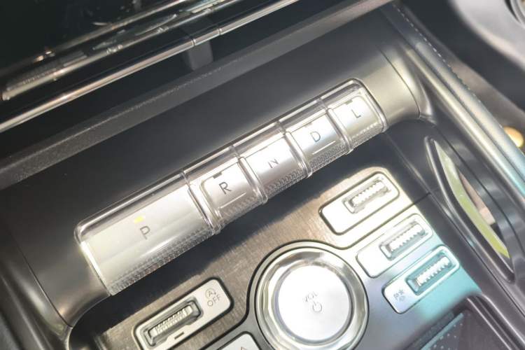Used Lincoln Nautilus 2023 2.0T Four-Wheel Drive Zunrui Version Gear Lever
