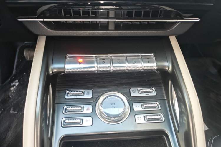 Used Lincoln Nautilus 2023 2.0T Four-Wheel Drive Luxury Edition Gear Lever