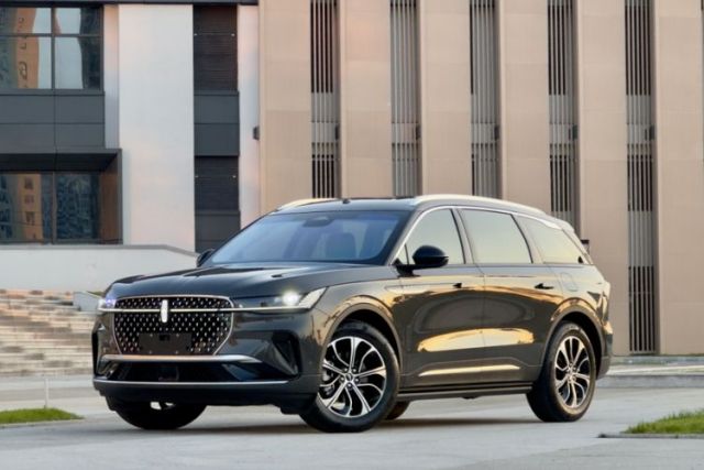 Used Lincoln Nautilus 2023 2.0T All-Wheel-Drive Luxury Edition