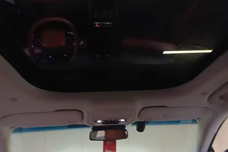 Used Lincoln Nautilus 2023 2.0T All-Wheel-Drive Zunrui Hybrid Version Headliner