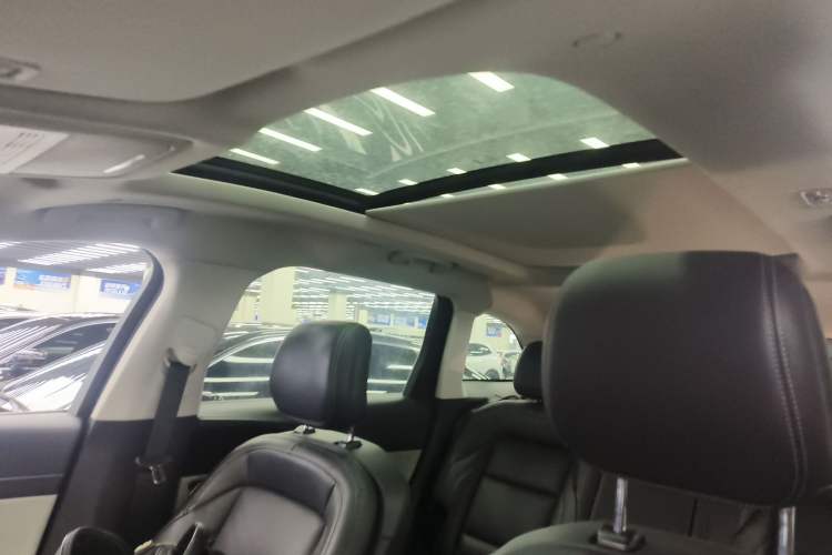 Used Lincoln Nautilus 2023 2.0T Four-Wheel Drive Luxury Edition Headliner