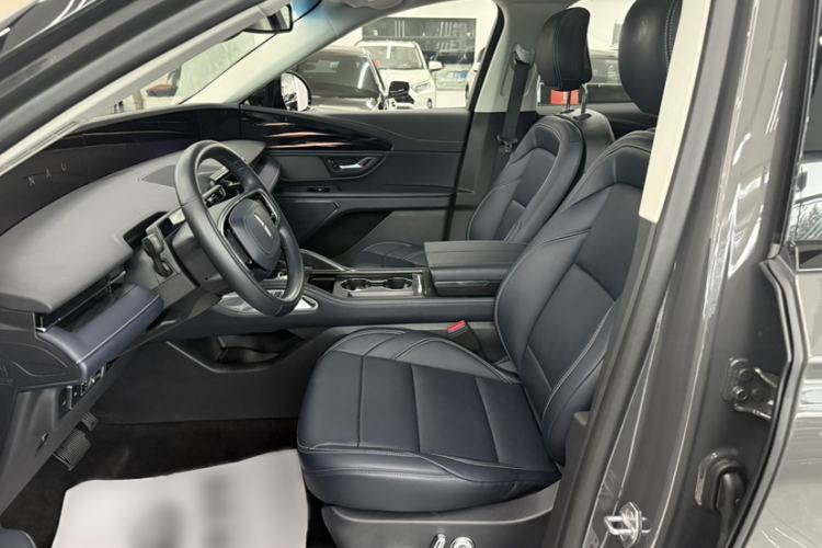 Used Lincoln Nautilus 2023 2.0T All-Wheel-Drive Luxury Edition Interior 2
