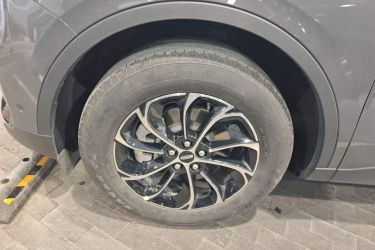 Used Lincoln Nautilus 2023 2.0T Four-Wheel Drive Luxury Edition Left Front Wheel Hub