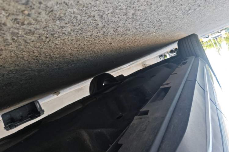 Used Lincoln Nautilus 2023 2.0T Four-Wheel Drive Luxury Edition Left Side Sill