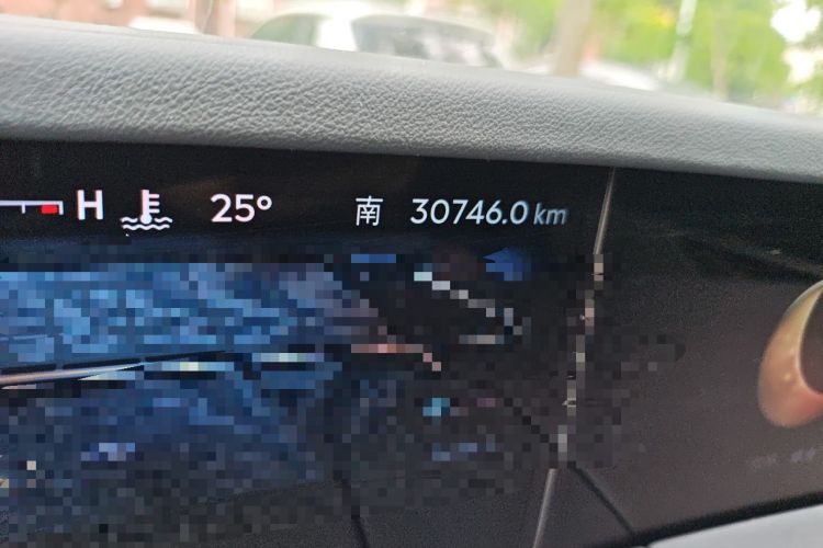 Used Lincoln Nautilus 2023 2.0T Four-Wheel Drive Luxury Edition Odometer Close Up