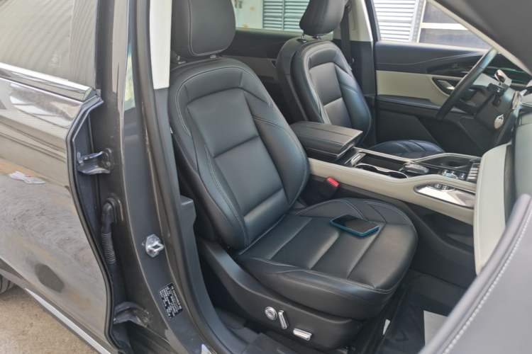 Used Lincoln Nautilus 2023 2.0T Four-Wheel Drive Luxury Edition Right Front Seat