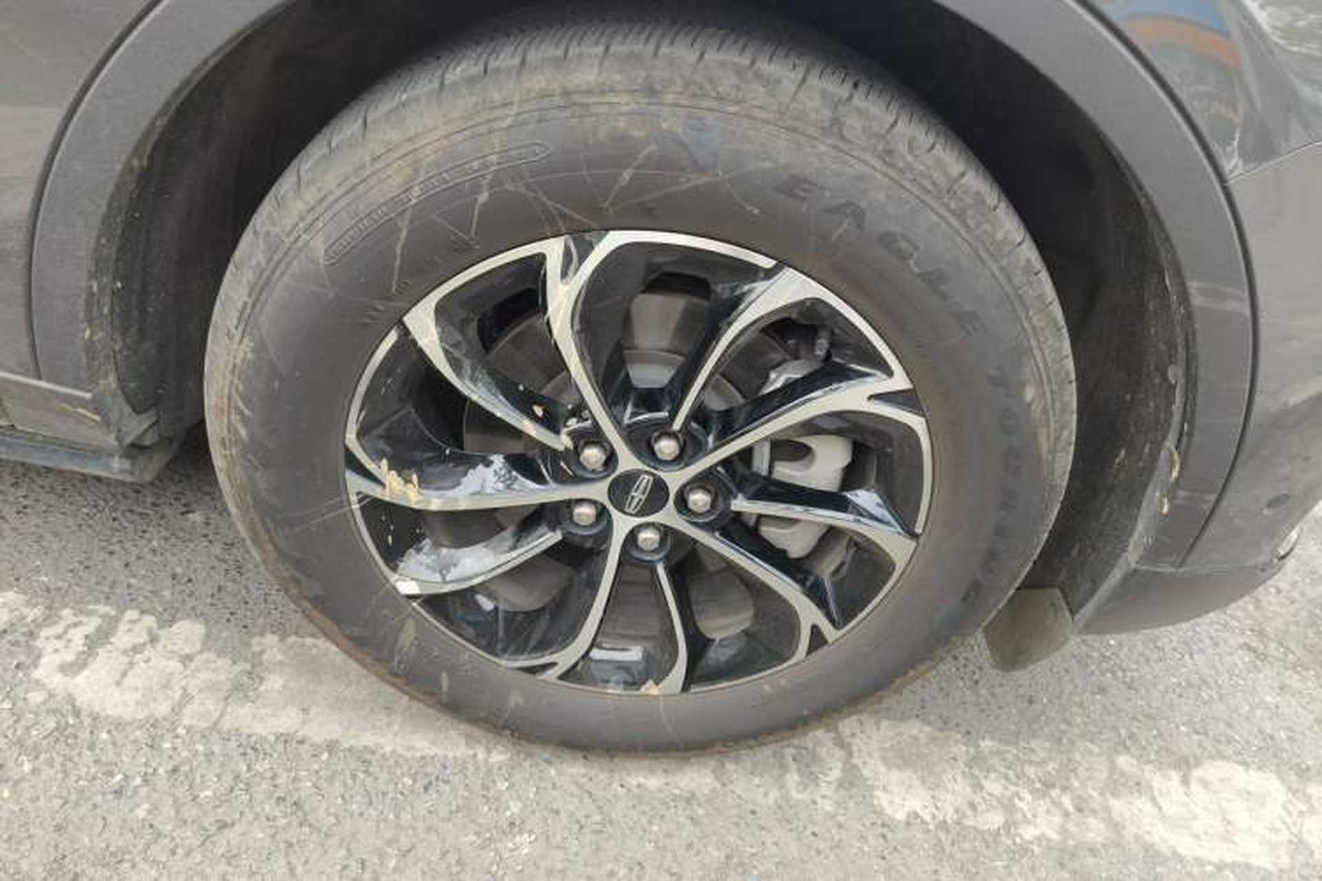 Used Lincoln Nautilus 2023 2.0T Four-Wheel Drive Luxury Edition Right Front Wheel Hub
