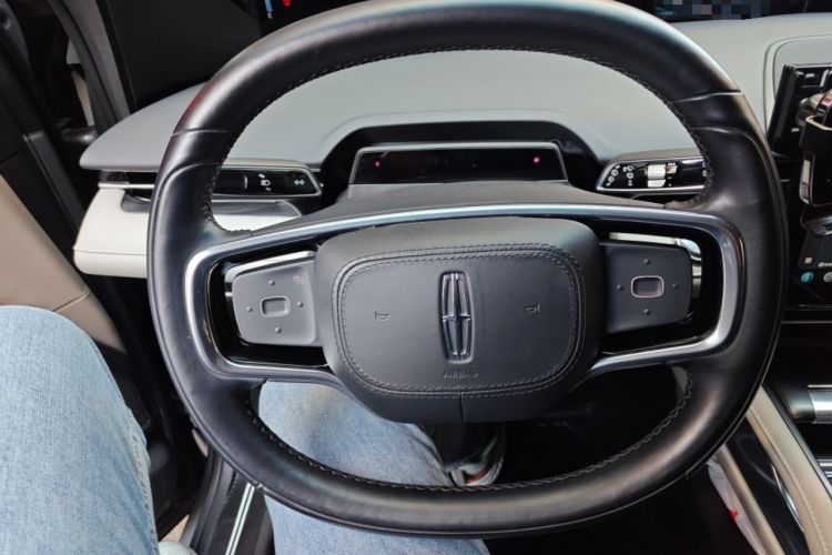 Used Lincoln Nautilus 2023 2.0T Four-Wheel Drive Luxury Edition Steering Wheel