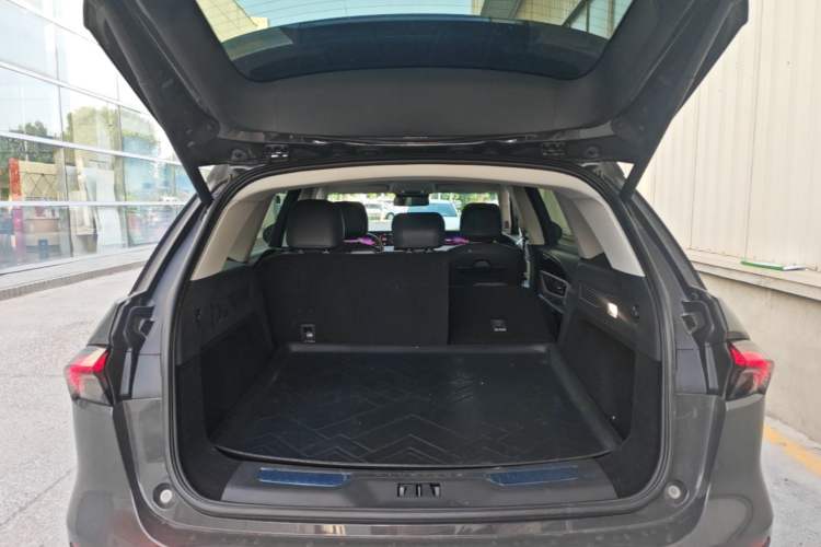 Used Lincoln Nautilus 2023 2.0T Four-Wheel Drive Luxury Edition Trunk