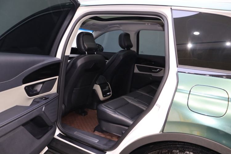 Used Lincoln Nautilus 2023 2.0T Four-Wheel Drive Luxury Edition Interior 3