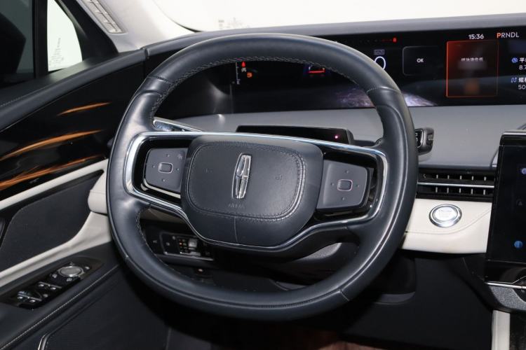 Used Lincoln Nautilus 2023 2.0T Four-Wheel Drive Luxury Edition Interior 5