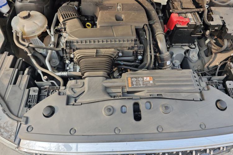 Used Lincoln Nautilus 2023 2.0T Four-Wheel Drive Luxury Edition Engine Bay