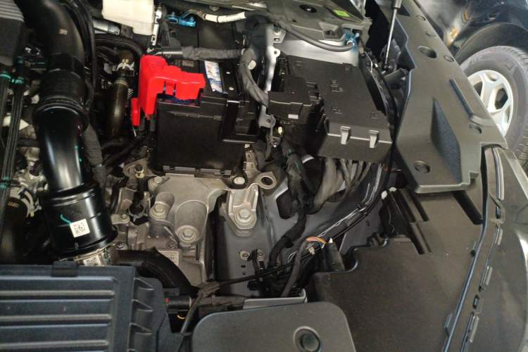 Used Lincoln Nautilus 2023 2.0T Four-Wheel Drive Zunrui Version Engine Bay Left