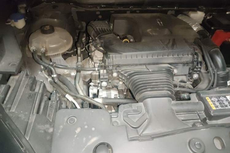 Used Lincoln Nautilus 2023 2.0T All-Wheel-Drive Luxury Edition Engine Bay Right