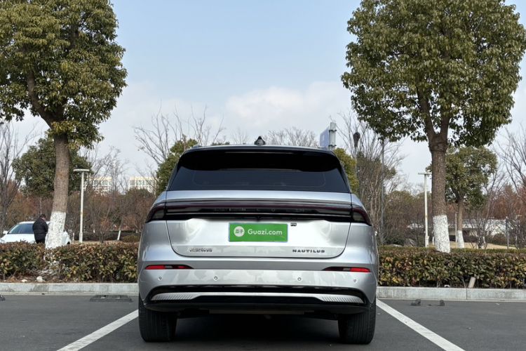 Used Lincoln Nautilus 2023 2.0T All-Wheel-Drive Zunrui Hybrid Version Exterior 2
