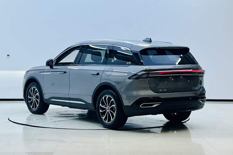Used Lincoln Nautilus 2023 2.0T Four-Wheel Drive Luxury Edition Exterior 3
