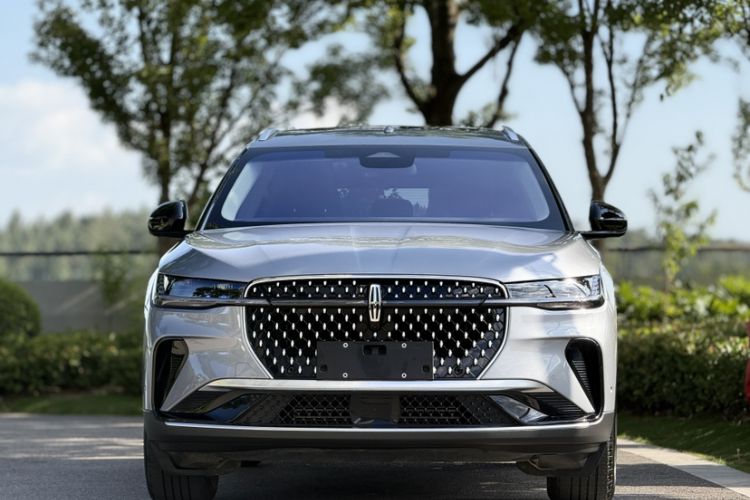 Used Lincoln Nautilus 2023 2.0T Four-Wheel Drive Luxury Edition Exterior 4