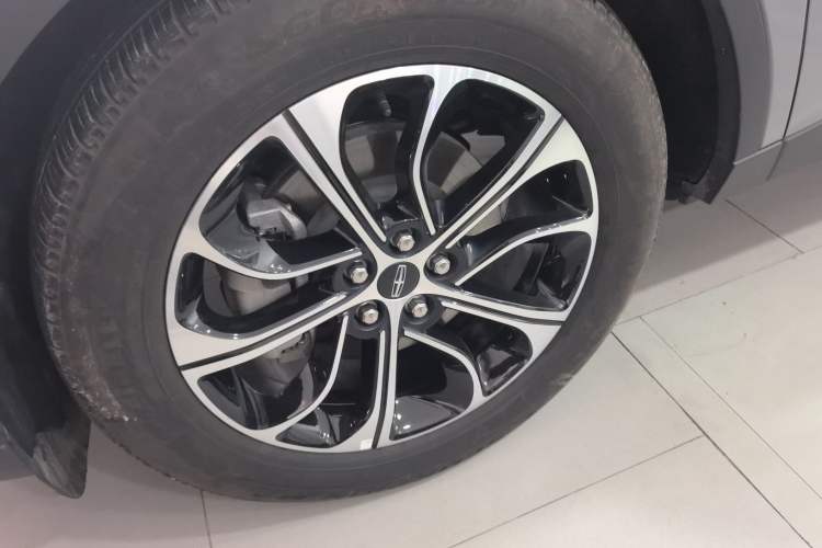 Used Lincoln Nautilus 2023 2.0T All-Wheel-Drive Luxury Edition Exterior 4