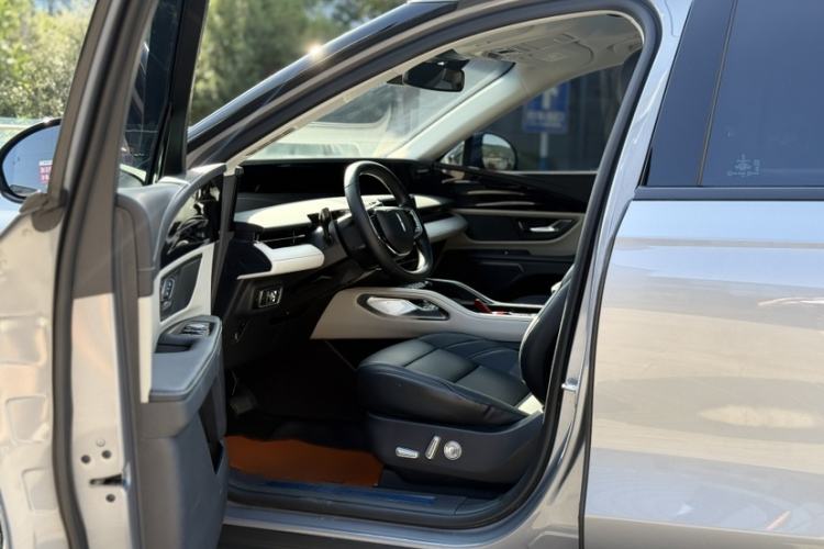 Used Lincoln Nautilus 2023 2.0T Four-Wheel Drive Luxury Edition Interior 7