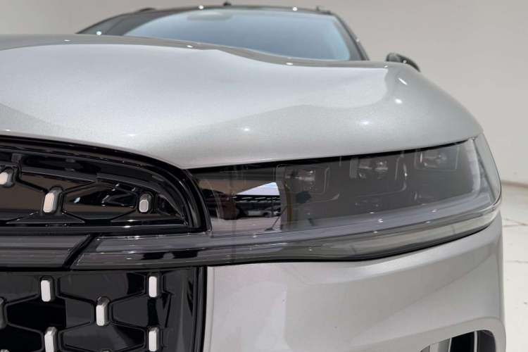 Used Lincoln Nautilus 2023 2.0T All-Wheel-Drive Zunrui Hybrid Version Left Front Headlight