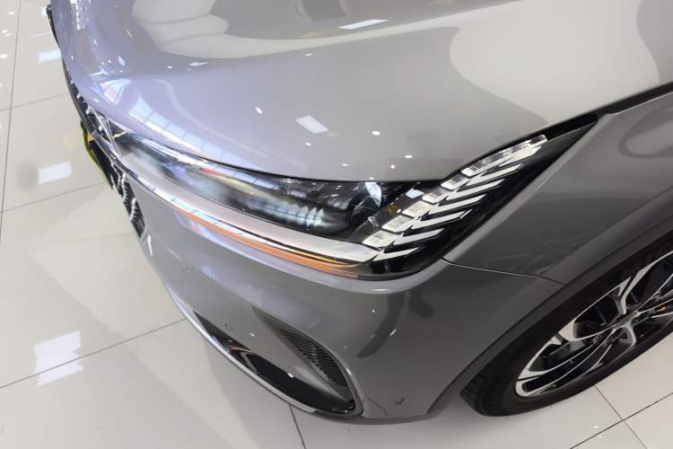 Used Lincoln Nautilus 2023 2.0T Four-Wheel Drive Zunrui Version Left Front Headlight