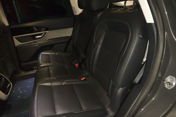 Used Lincoln Nautilus 2023 2.0T All-Wheel-Drive Luxury Edition Left Rear Seat
