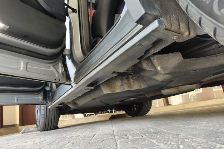 Used Lincoln Nautilus 2023 2.0T Four-Wheel Drive Zunrui Version Left Side Sill
