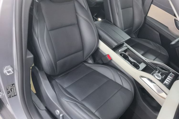 Used Lincoln Nautilus 2023 2.0T All-Wheel-Drive Luxury Edition Right Front Seat