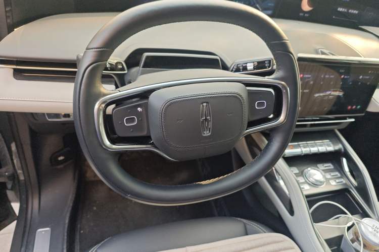Used Lincoln Nautilus 2023 2.0T Four-Wheel Drive Luxury Edition Steering Wheel