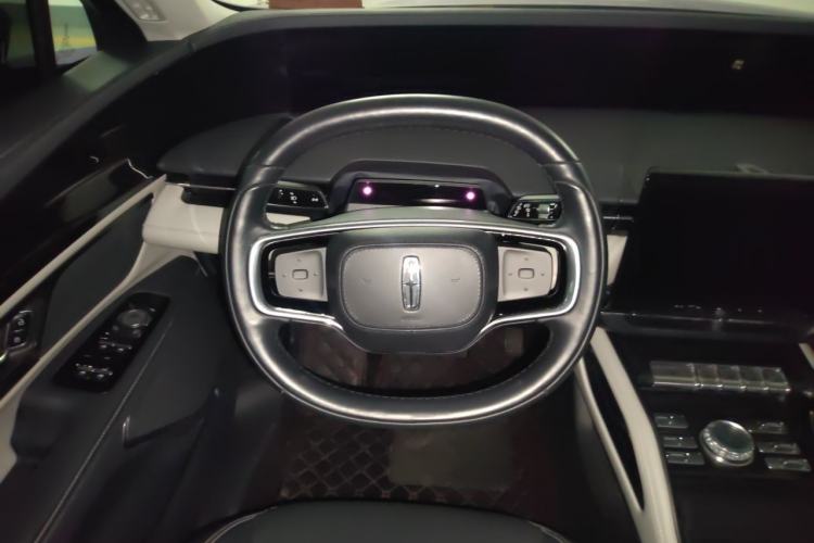 Used Lincoln Nautilus 2023 2.0T All-Wheel-Drive Luxury Hybrid Edition Steering Wheel