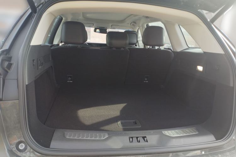 Used Lincoln Nautilus 2023 2.0T Four-Wheel Drive Luxury Edition Trunk
