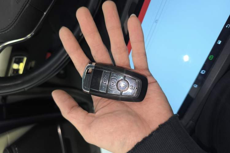 Used Lincoln Nautilus 2023 2.0T Four-Wheel Drive Zunrui Version Vehicle Key