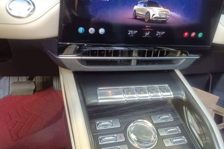 Used Lincoln Nautilus 2023 2.0T All-Wheel-Drive Luxury Edition Audio And AC Panel