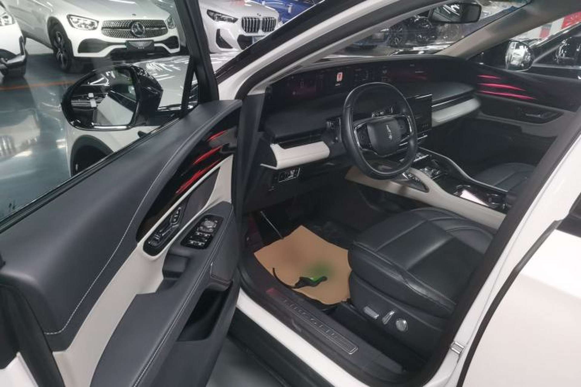 Used Lincoln Nautilus 2023 2.0T Four-Wheel Drive Luxury Edition Driver Seat