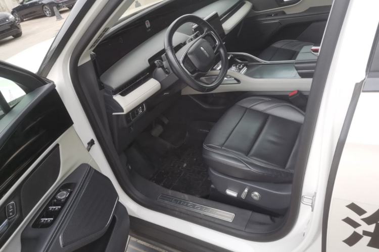 Used Lincoln Nautilus 2023 2.0T All-Wheel-Drive Luxury Edition Driver Seat