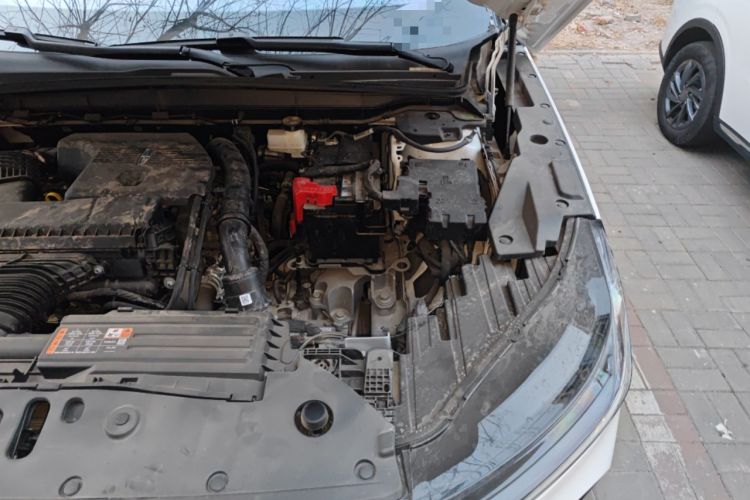 Used Lincoln Nautilus 2023 2.0T All-Wheel-Drive Luxury Edition Engine Bay Left