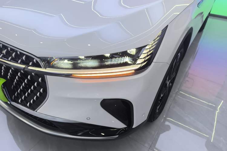 Used Lincoln Nautilus 2023 2.0T Four-Wheel Drive Zunrui Version Left Front Headlight