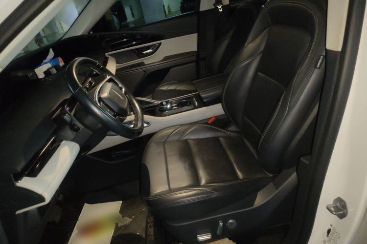 Used Lincoln Nautilus 2023 2.0T All-Wheel-Drive Luxury Edition Left Front Seat