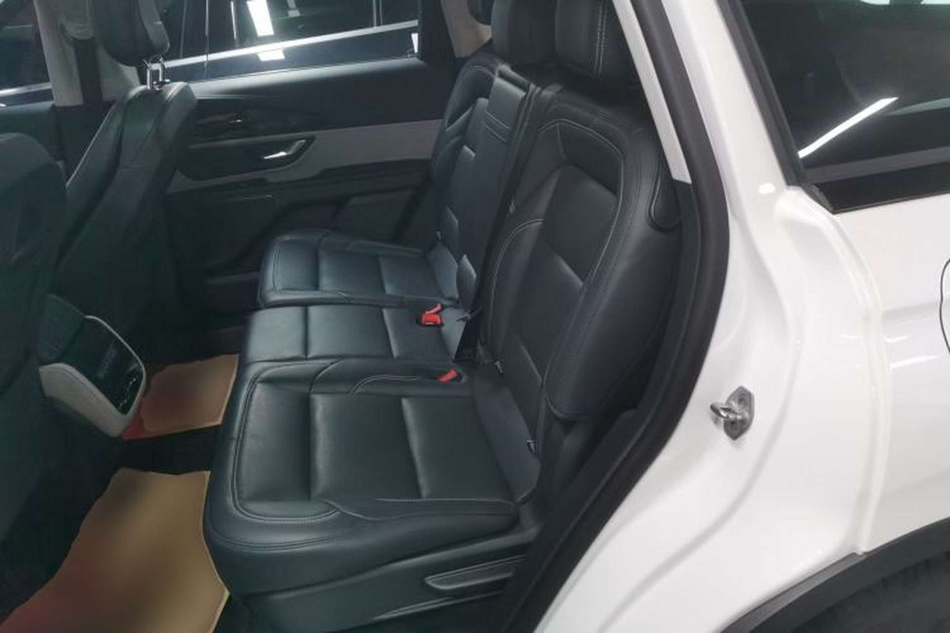 Used Lincoln Nautilus 2023 2.0T Four-Wheel Drive Luxury Edition Left Rear Seat