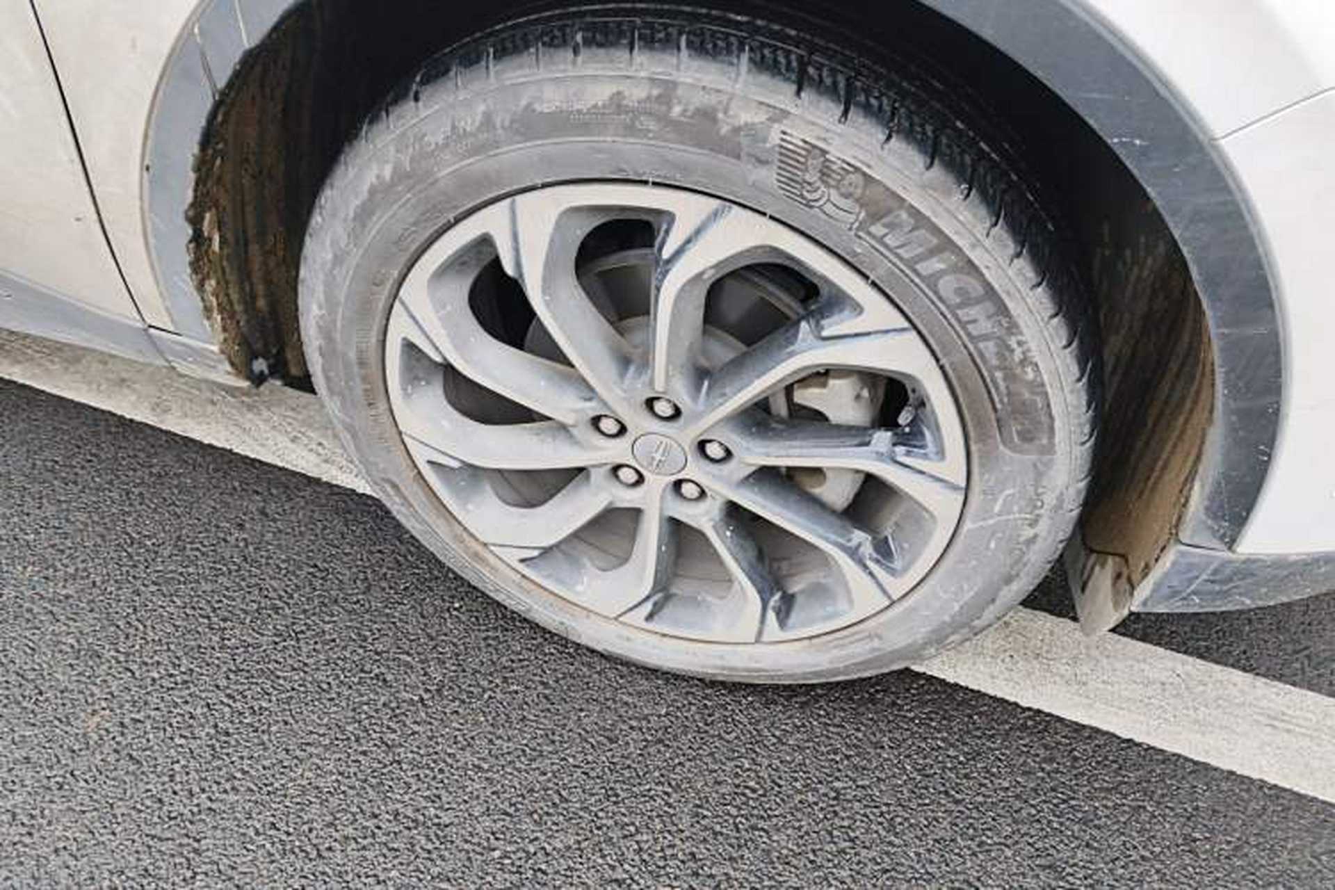 Used Lincoln Nautilus 2023 2.0T Four-Wheel Drive Zunrui Version Right Front Wheel Hub