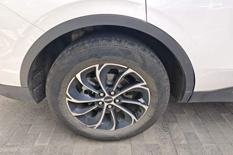 Used Lincoln Nautilus 2023 2.0T Four-Wheel Drive Luxury Edition Right Rear Wheel Hub
