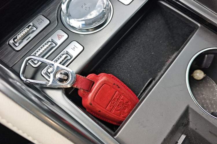 Used Lincoln Nautilus 2023 2.0T Four-Wheel Drive Luxury Edition Vehicle Key