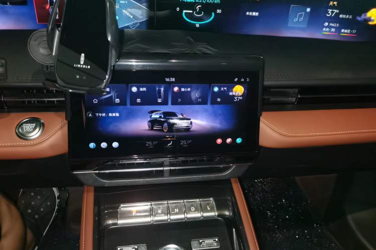Used Lincoln Nautilus 2025 2.0T All-Wheel-Drive Zunrui Edition Audio And AC Panel