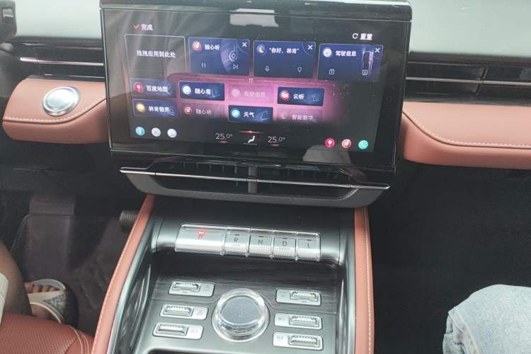 Used Lincoln Nautilus 2025 Model Facelifted 2.0T Four-Wheel Drive Zunyi Edition Audio And AC Panel