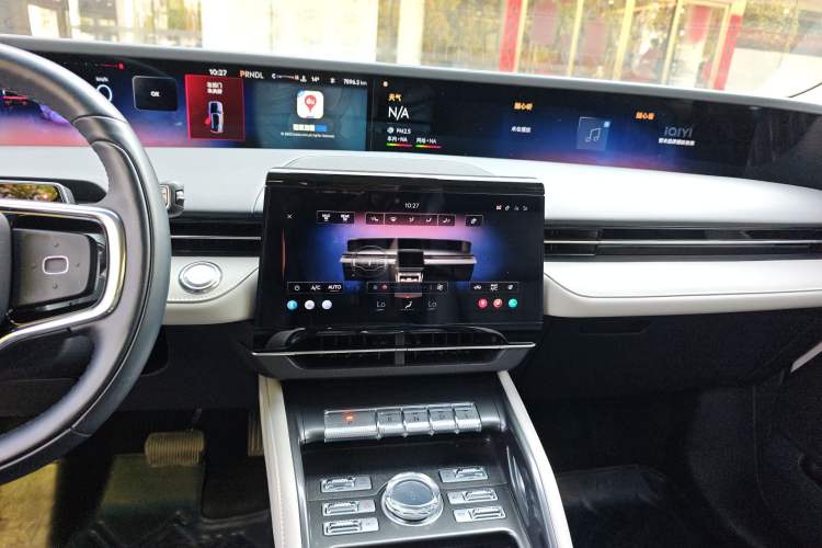 Used Lincoln Nautilus 2025 2.0T All-Wheel-Drive Zunrui Edition Audio And AC Panel