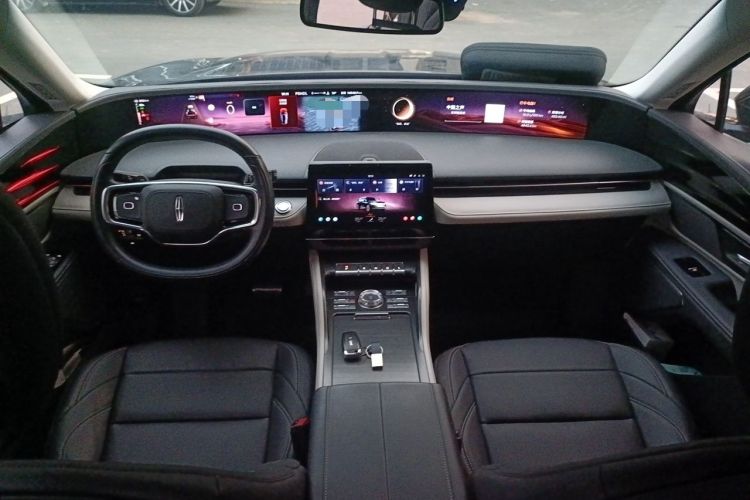 Used Lincoln Nautilus 2025 Model Facelifted 2.0T Four-Wheel Drive Zunyi Edition Center Console