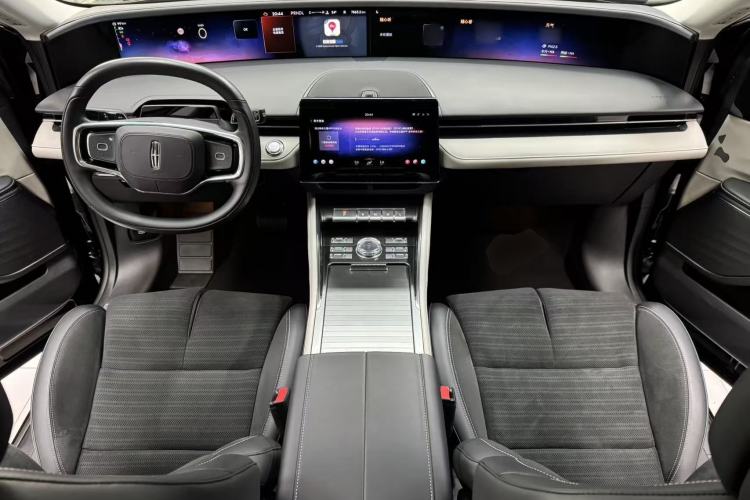 Used Lincoln Nautilus 2025 2.0T All-Wheel-Drive Zunrui Hybrid Version Center Console