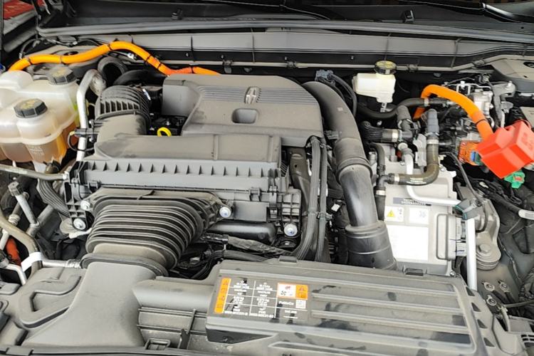 Used Lincoln Nautilus 2025 2.0T All-Wheel-Drive Zunrui Hybrid Version Engine Bay