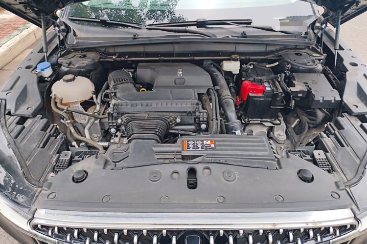 Used Lincoln Nautilus 2025 2.0T Four-Wheel Drive Luxury Edition Engine Bay